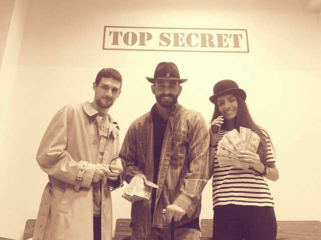  享受绝密游戏的乐趣 