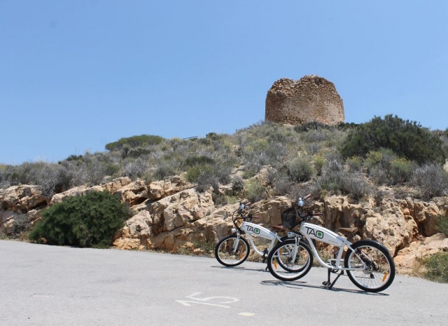 Bicicletas eléctricas na Serra Gelada 