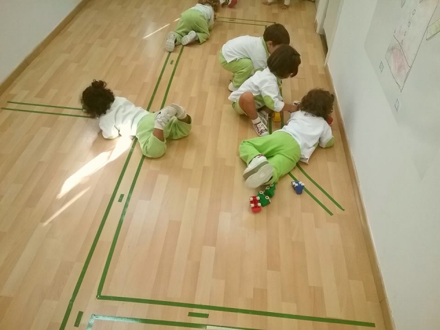 Jugando