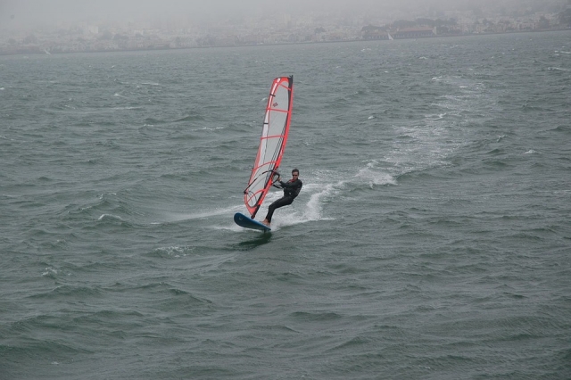 Luchando contra el viento