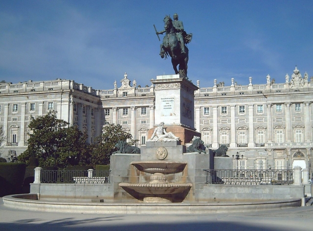 La plaza de Oriente madrilena