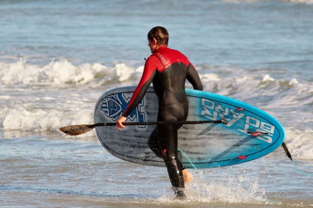 e-19736451-surfer-816985-960-72014830924459163.jpg