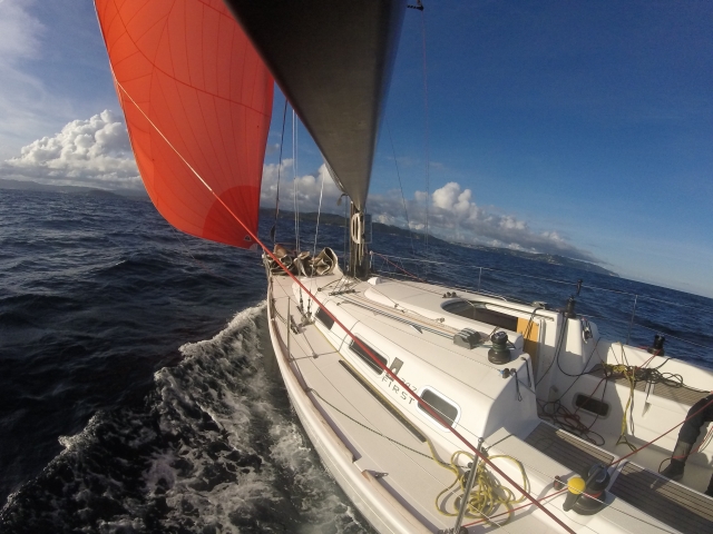  Sails spread 