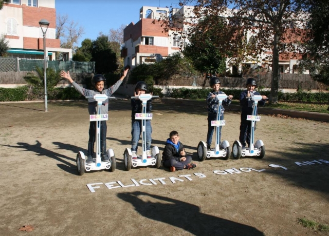 Festeggiare un compleanno su un segway 