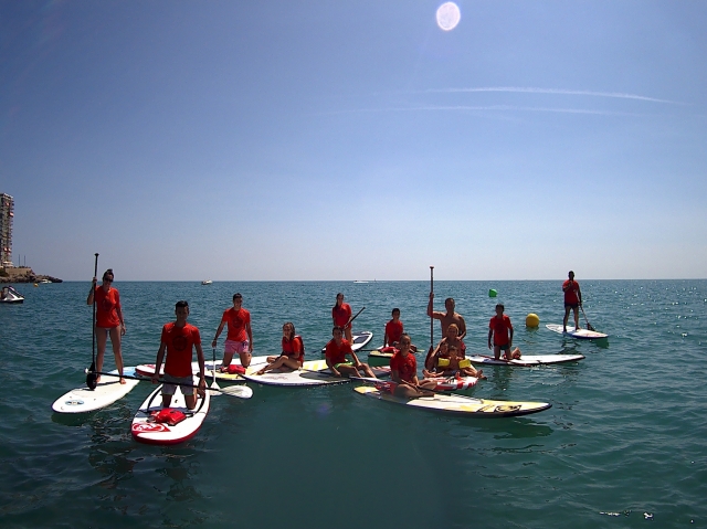 Haciendo sup en familia
