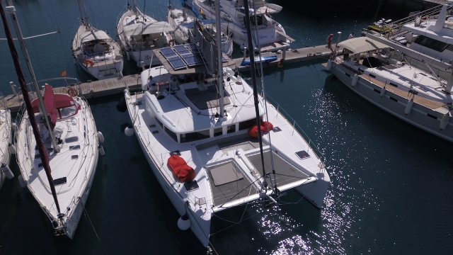  Boot im Hafen von Teneriffa 