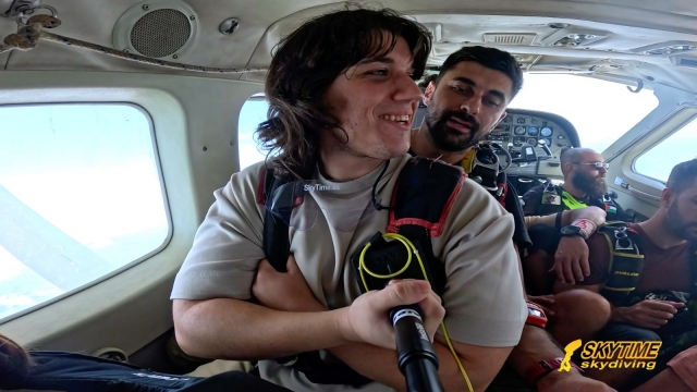 Opinión de Antonia sobre Salto en paracaídas en la Costa de Azahar, 4000m