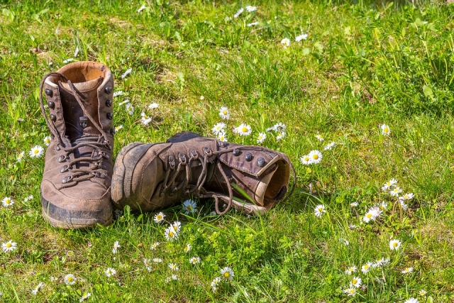  Hiking boots 