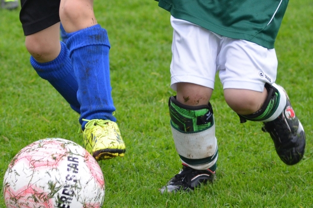  Going for the ball 