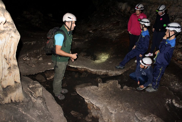  Visiting the cave 