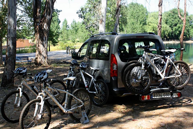  Bike rental 