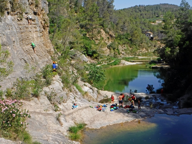  climbing routes 