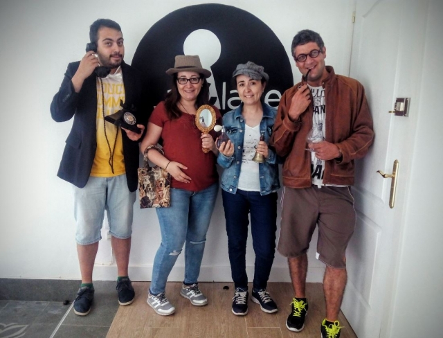 Resolviendo enigmas en equipo