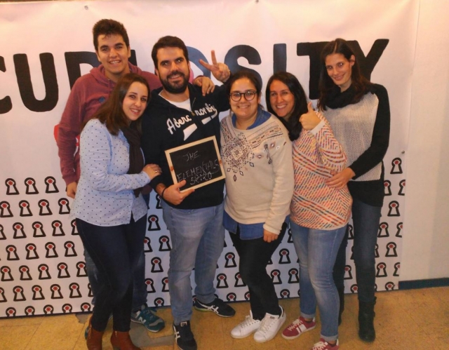  Detectives with time resolution 