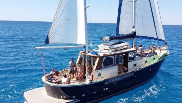 Paseo en velero desde Mahón