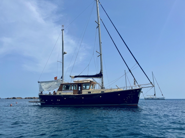 Paseo en velero clásico por Menorca