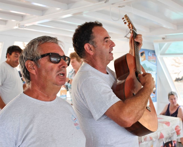 Musica de guitarra a bordo