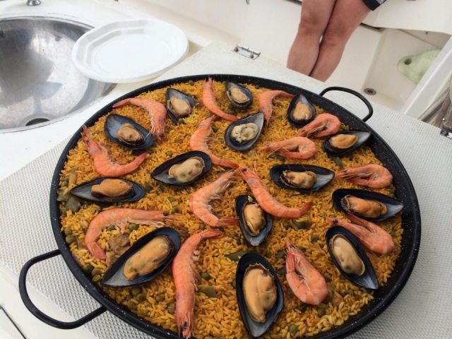  船上海鲜饭 