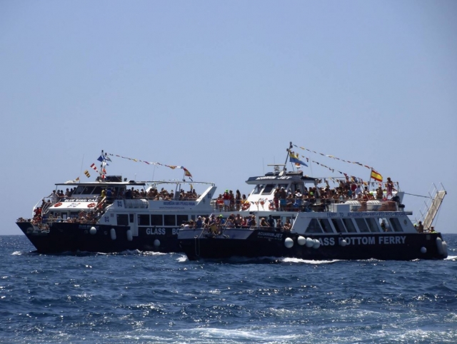Barcos saliendo desde Mogan