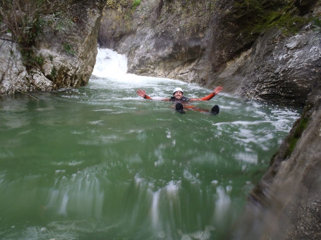  Flottant dans le ravin 