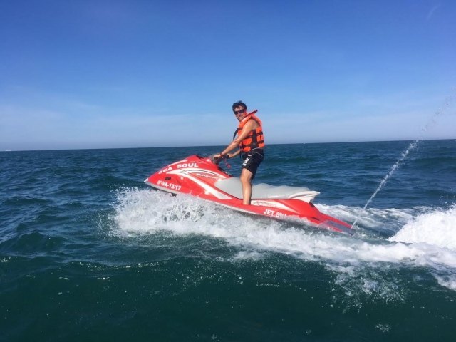  Sur un jet ski sur la côte de Tarragone 