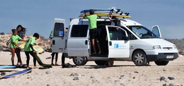 Excursão com van de surf 