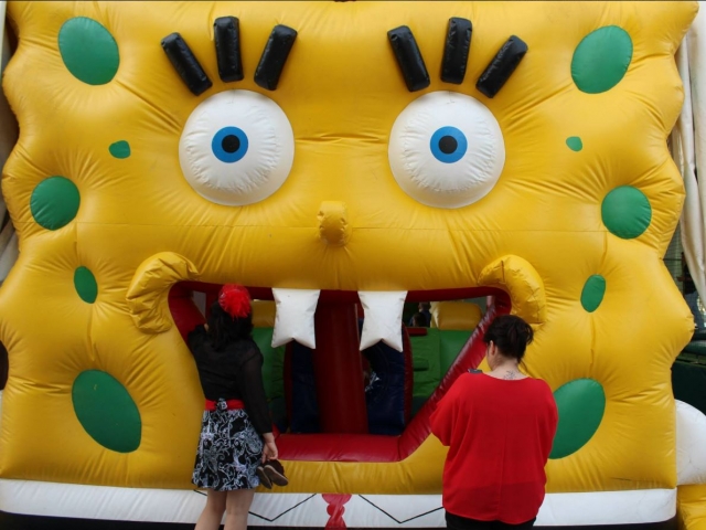 En el Bob Esponja hinchable