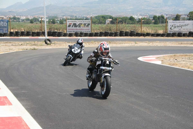 Motos en pista