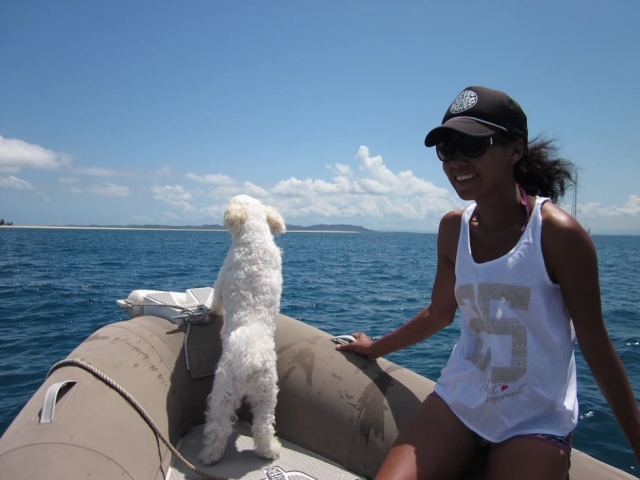  Mit dem Hund im Schlauchboot 