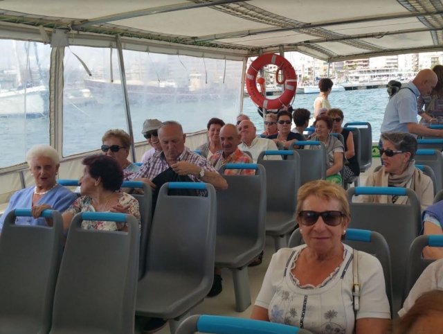 De excursion en el bus a Tabarca