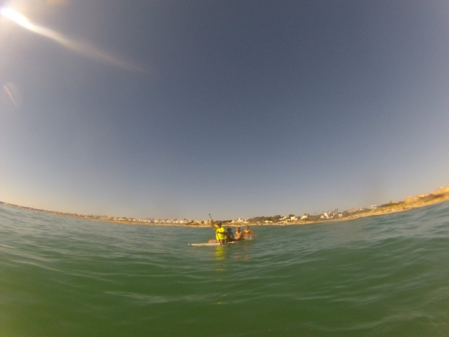  Taking the kids on a SUP board 