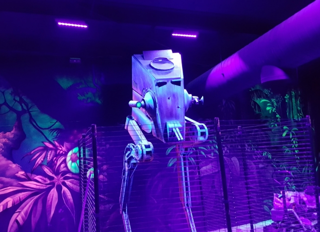Robot bipedo