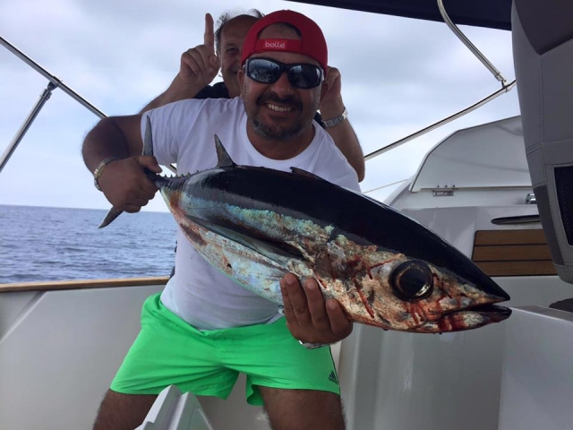  Fier du poisson spécimen 