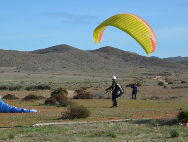  Dans la zone de vol du parapente 