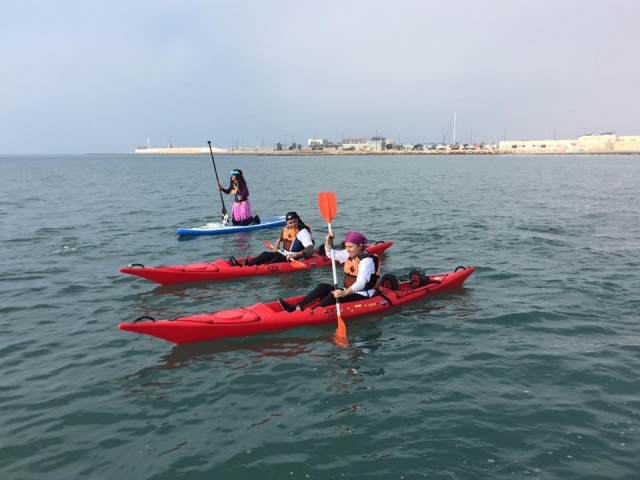 Piratas en kayak