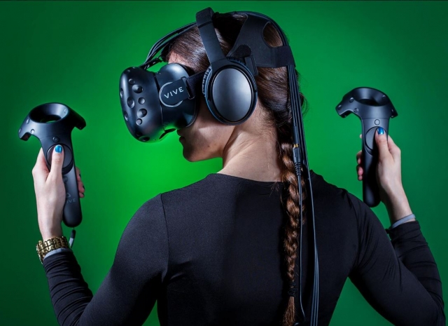 Jugadora de realidad virtual