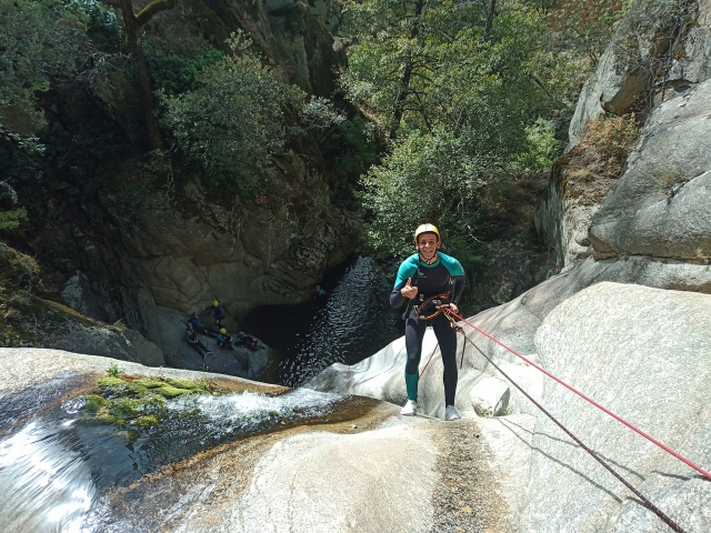  Descending the canyon 