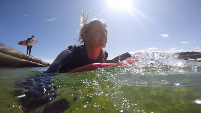 Disfruta del mar y el surf