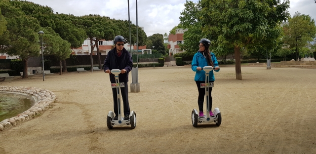  Camminare sul segway 