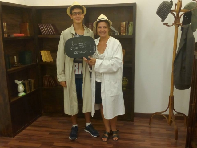  Coppia in un'escape room a Tarragona 