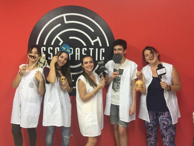 Escapistas con calaveras