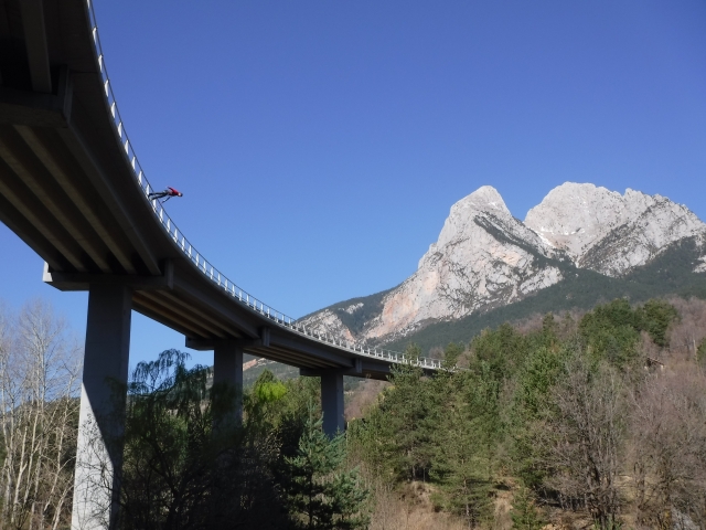 Bungee jumping in Berguedà 