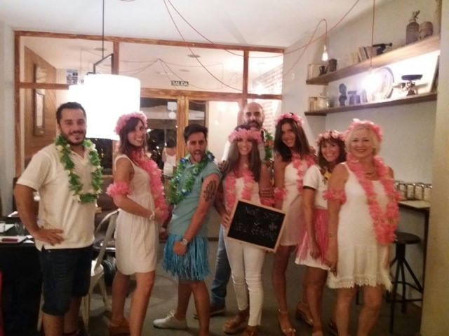 Amigas después de la aventura en role playing