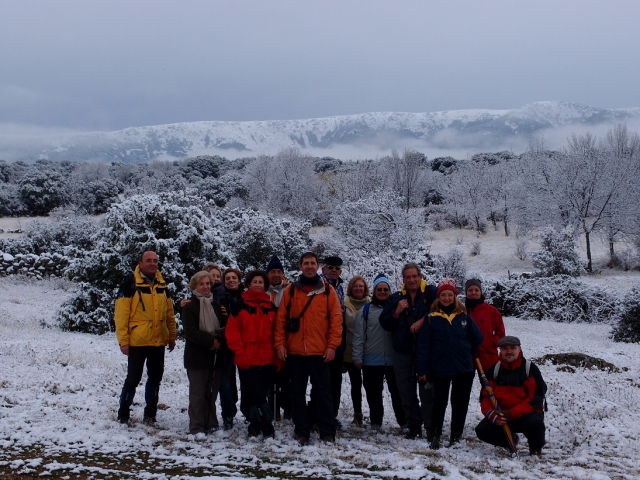 e-19743803-senderismo-en-la-nieve15058969542793.jpg