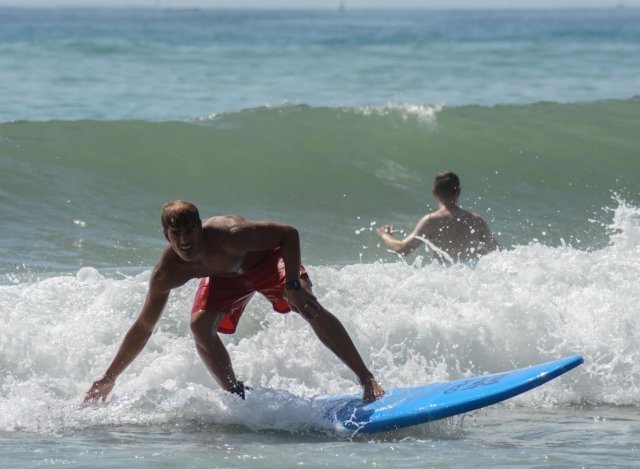 e-19743845-surfista-en-fuengirola15059902423511.jpg