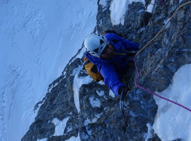  Ice climbing 