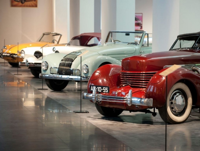  Automobile Museum Exhibition 