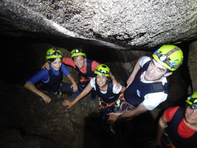  caving 