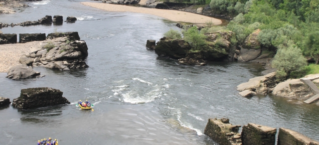  hydrospeed in the river 
