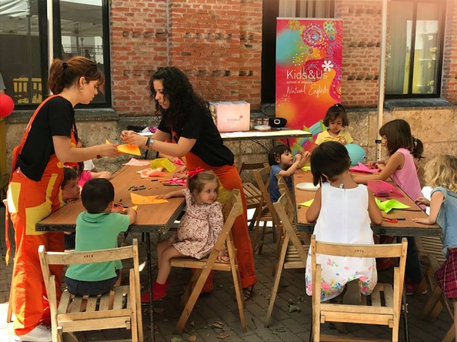 con manualidades